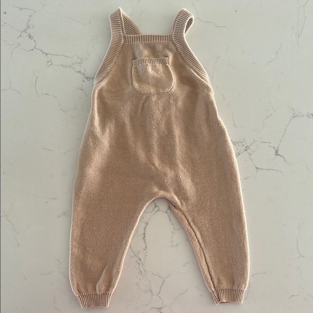 Quincy Mae Cozy Tan Knit Overalls 0-3m